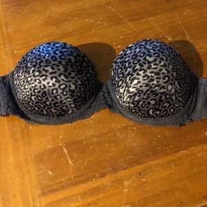 Victoria’s Secret PINK strapless bra